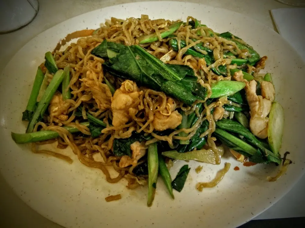 Nouilles Sautées Au Poulet